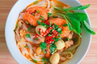 What Are the Best Techniques for Homemade Vietnamese Pho?